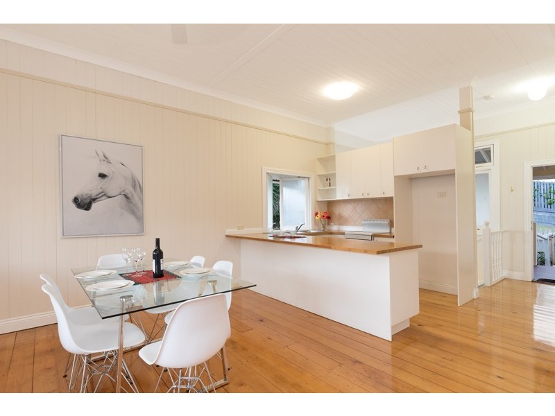 18 Emeline Street, Kelvin Grove QLD 4059