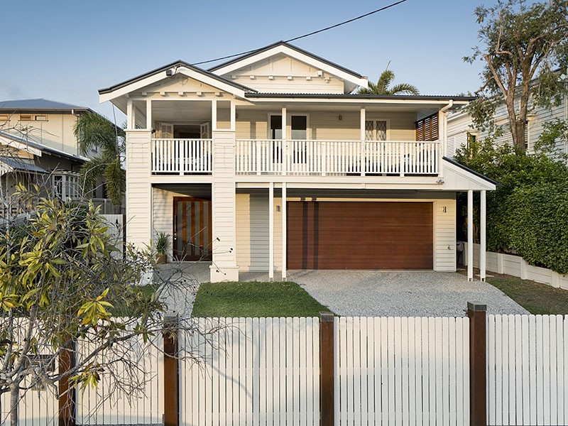23 Banksia Avenue, Ashgrove QLD 4060