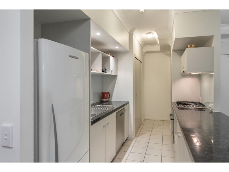 7/12 Belgrave Road, Indooroopilly QLD 4068