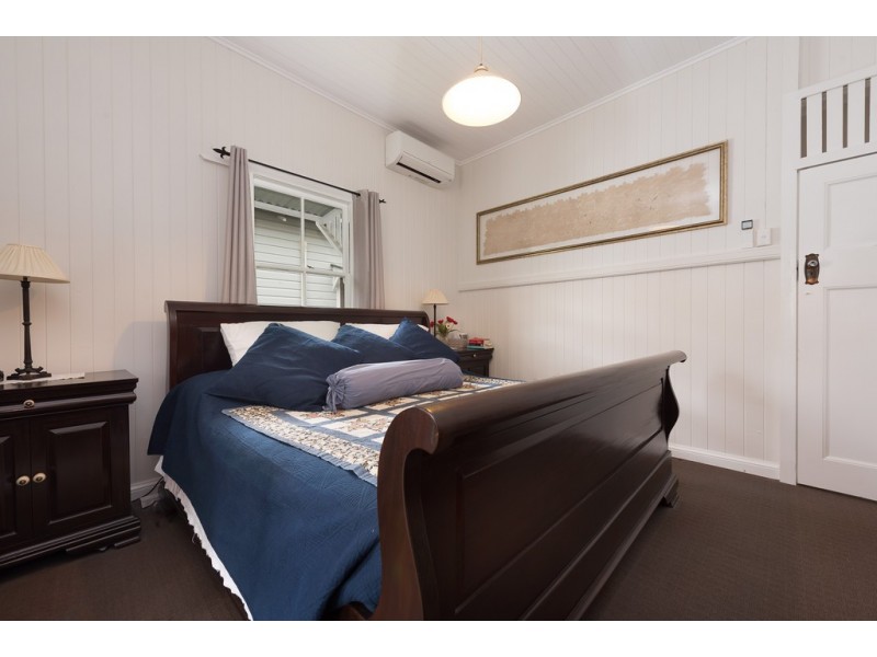 12 Orchard Street, Toowong QLD 4066