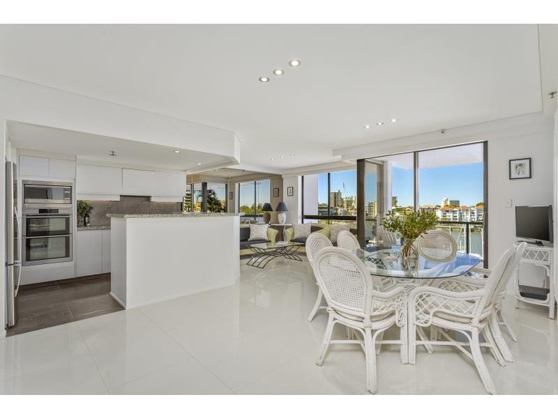 15/42 Ferry Street, Kangaroo Point QLD 4169