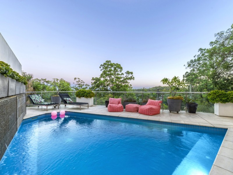 93 Outlook Crescent, Bardon QLD 4065