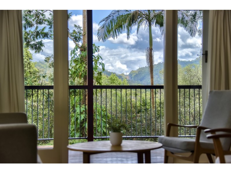 18 Bellata Street, The Gap QLD 4061