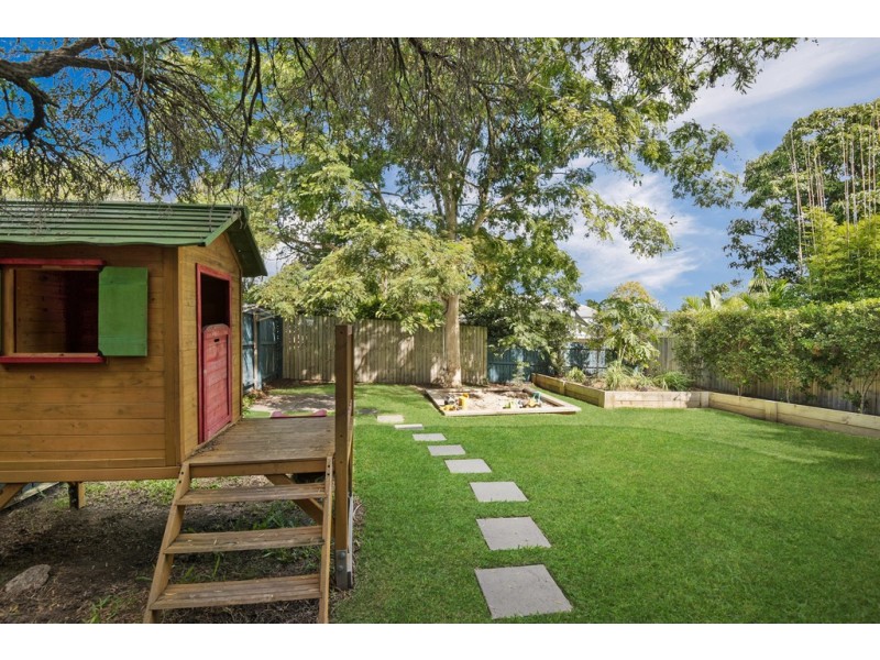 66 Days Road, Grange QLD 4051