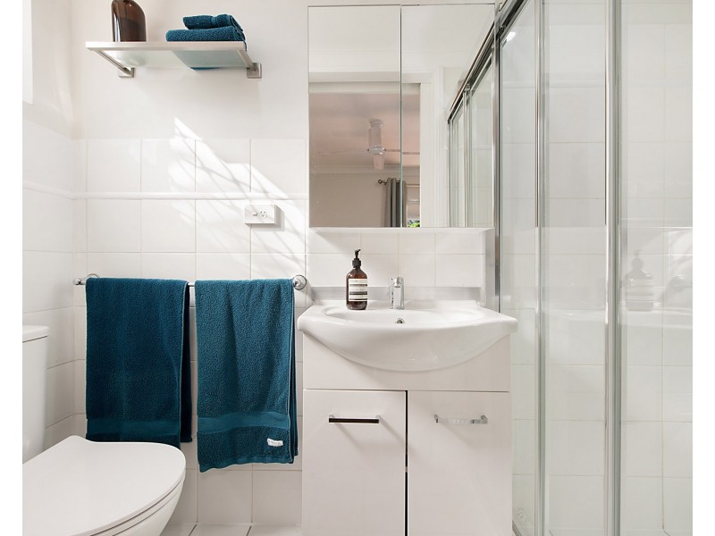 1/1 Sheehan Street, Milton QLD 4064