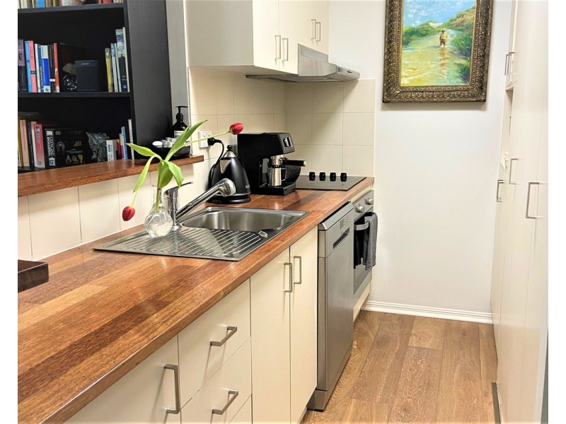 1/1 Sheehan Street, Milton QLD 4064