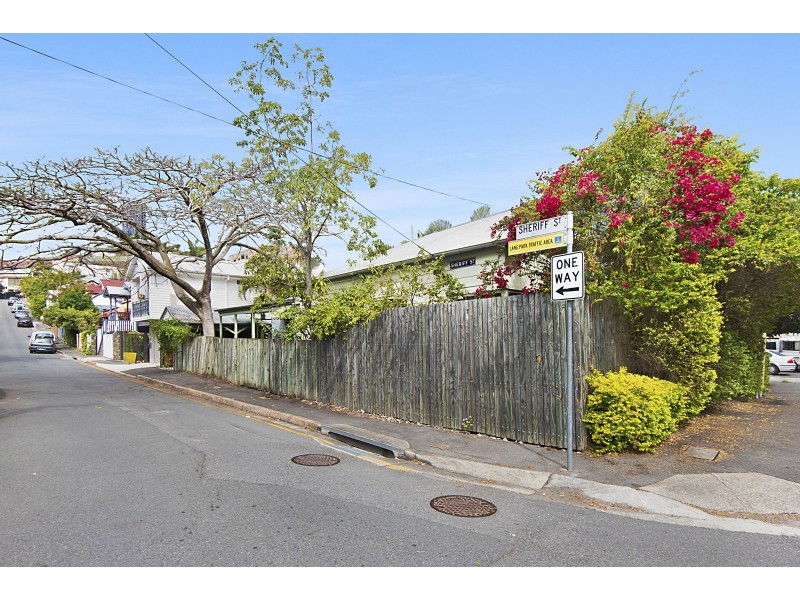 60 Sheriff Street (aka 71 Hale Street), Petrie Terrace QLD 4000