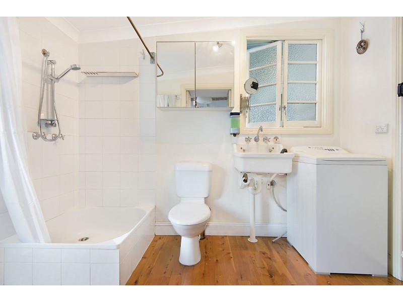 60 Sheriff Street (aka 71 Hale Street), Petrie Terrace QLD 4000