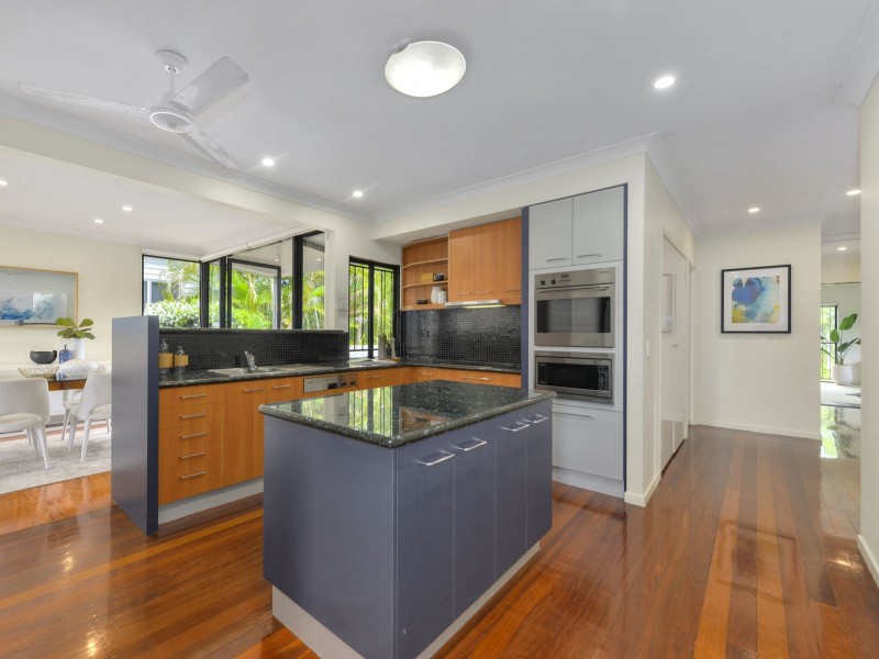 28 Emerson Street, Toowong QLD 4066