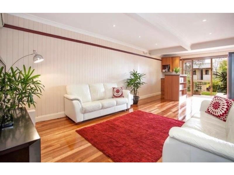 35 Heussler Terrace, Milton QLD 4064