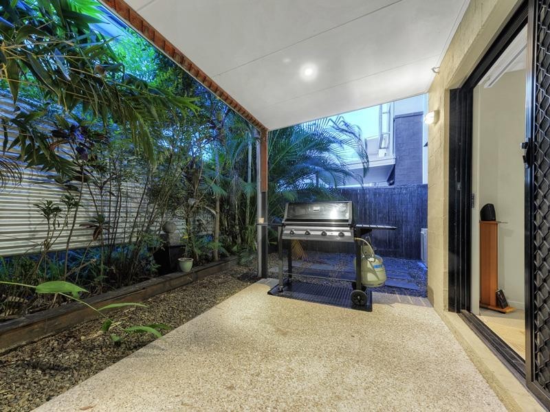 8/1 Bradley Street, Kedron QLD 4031