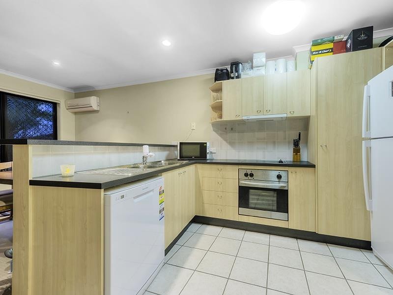 8/1 Bradley Street, Kedron QLD 4031