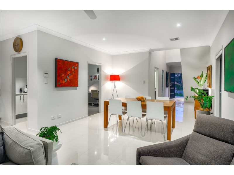 26 Hilda Street, Alderley QLD 4051