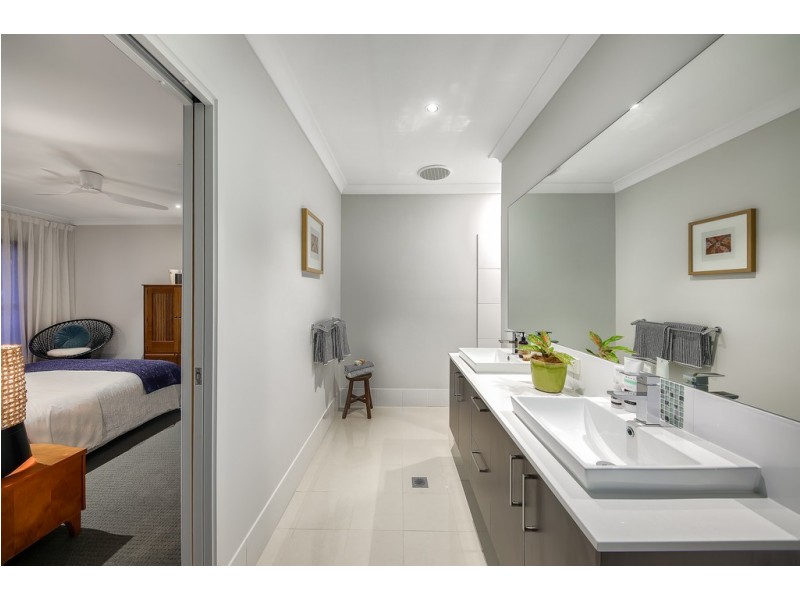 26 Hilda Street, Alderley QLD 4051