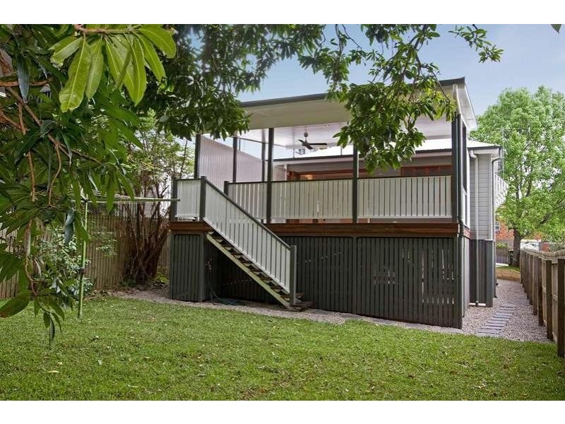 42 Mclean Parade, Ashgrove QLD 4060