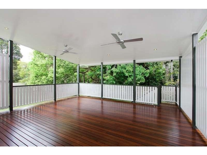42 Mclean Parade, Ashgrove QLD 4060