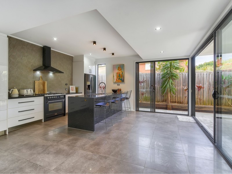 10 Parkside Crescent, The Gap QLD 4061