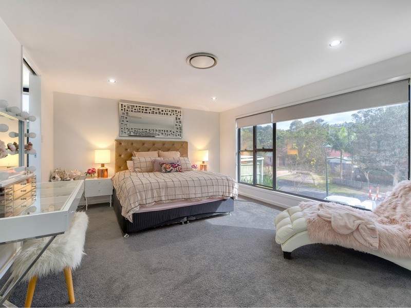 10 Parkside Crescent, The Gap QLD 4061