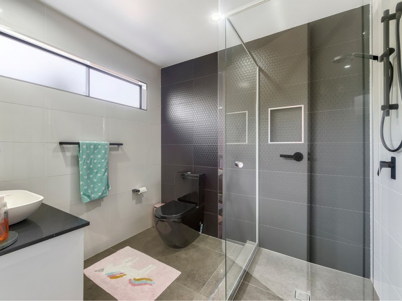 10 Parkside Crescent, The Gap QLD 4061