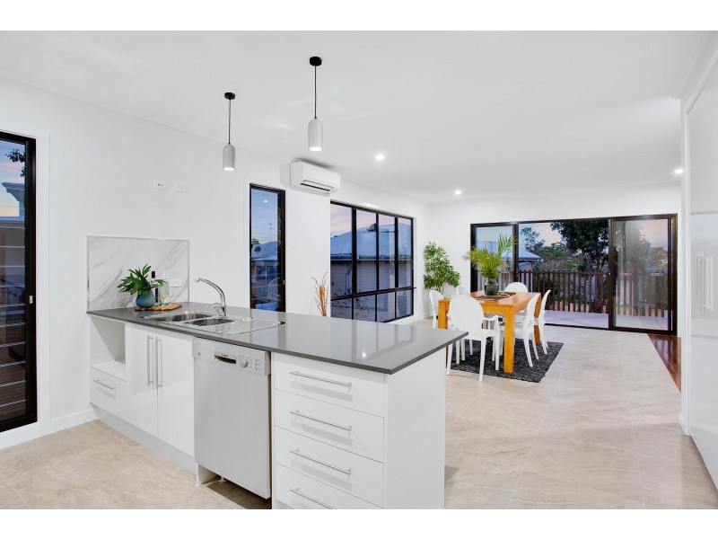 63 Huxley Avenue, Alderley QLD 4051