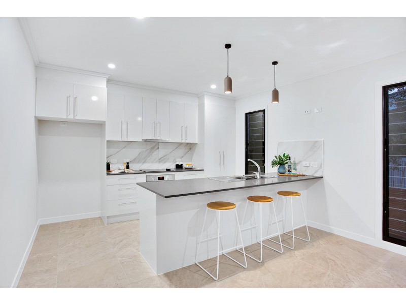 63 Huxley Avenue, Alderley QLD 4051