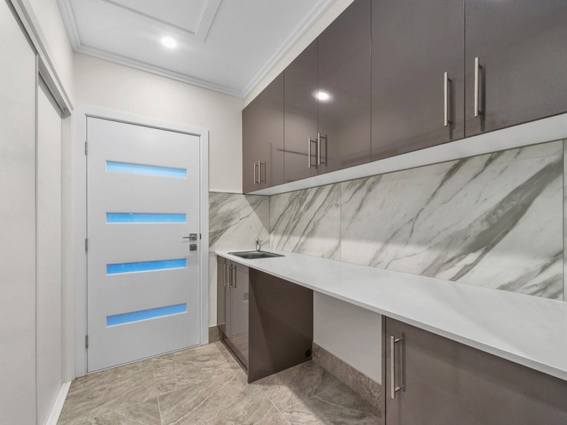 63 Huxley Avenue, Alderley QLD 4051