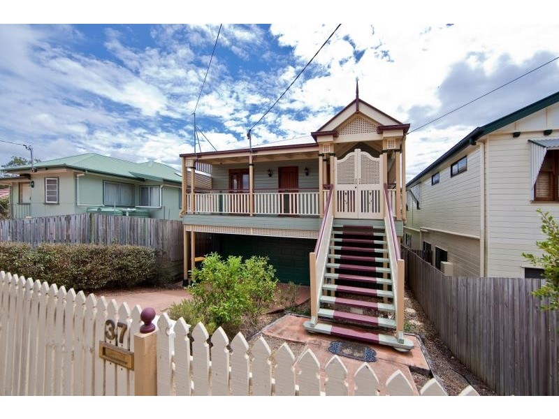 37 Tweed Street, Ashgrove QLD 4060