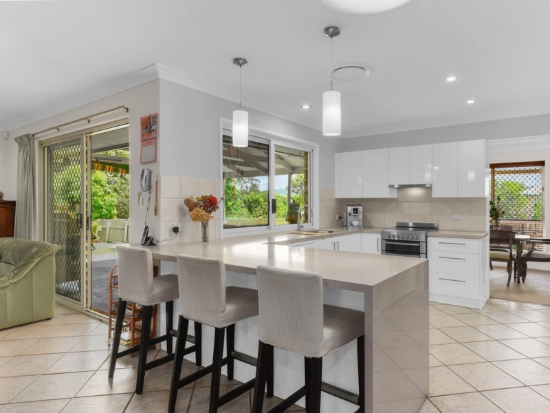 89 Moggill Road, The Gap QLD 4061