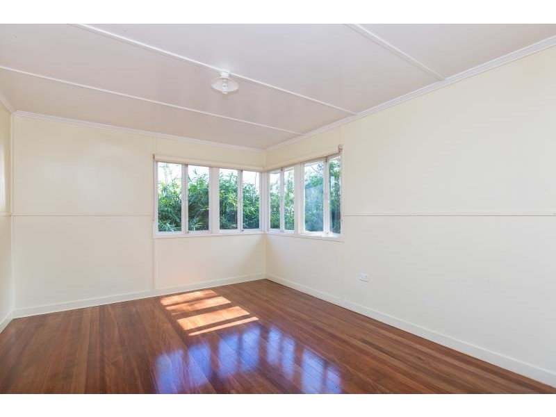 222 Winstanley Street, Carina Heights QLD 4152