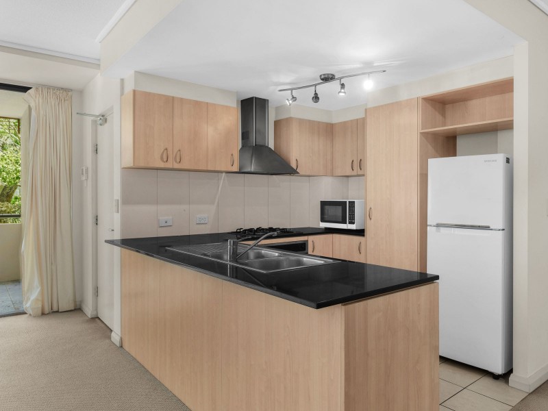 7/1 Sylvan Road, Toowong QLD 4066