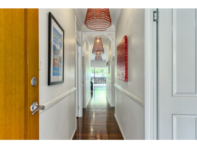 61 McCormack Avenue, Ashgrove QLD 4060