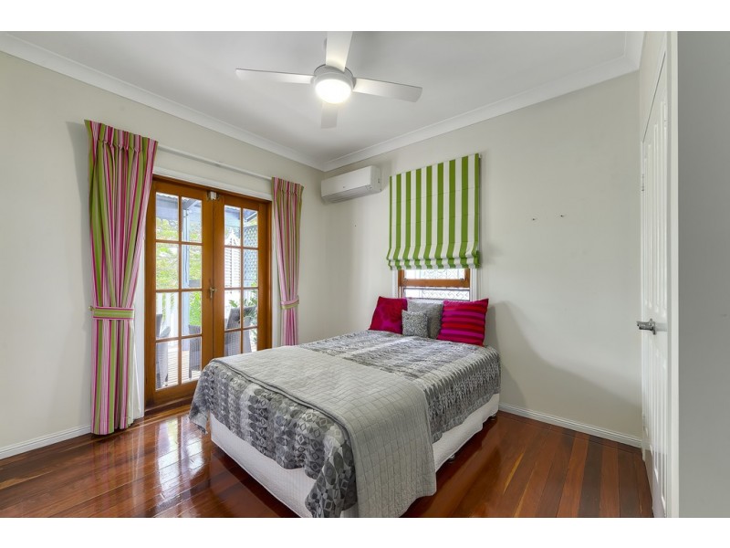 61 McCormack Avenue, Ashgrove QLD 4060