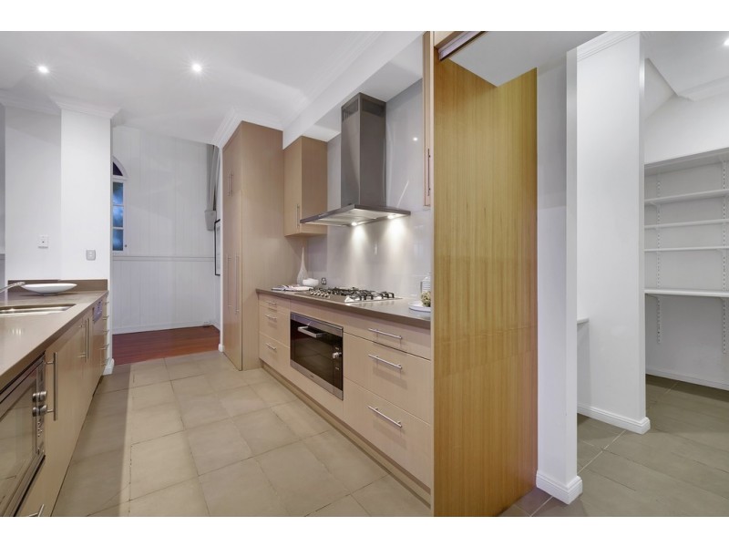 221 Bonney Avenue, Clayfield QLD 4011