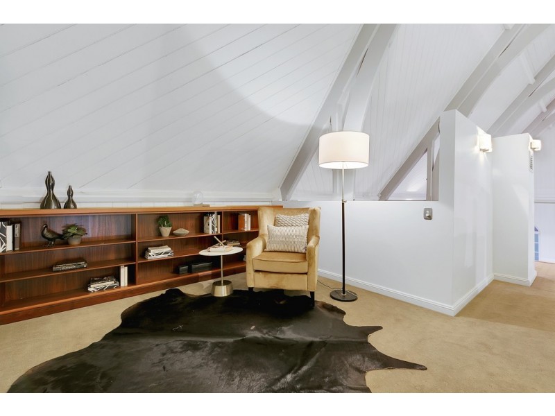 221 Bonney Avenue, Clayfield QLD 4011