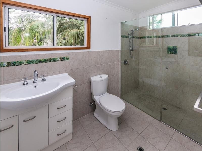 6 Soudan Street, Bardon QLD 4065