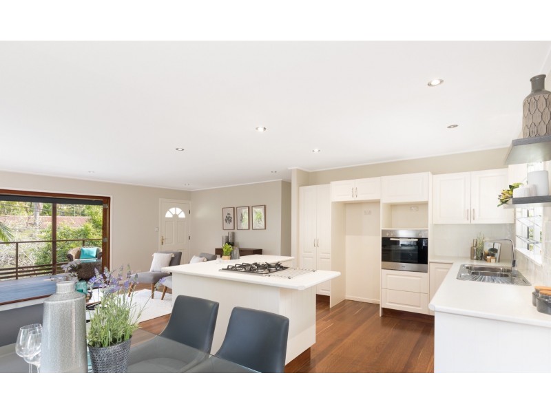 18 Rosewood Street, Bardon QLD 4065