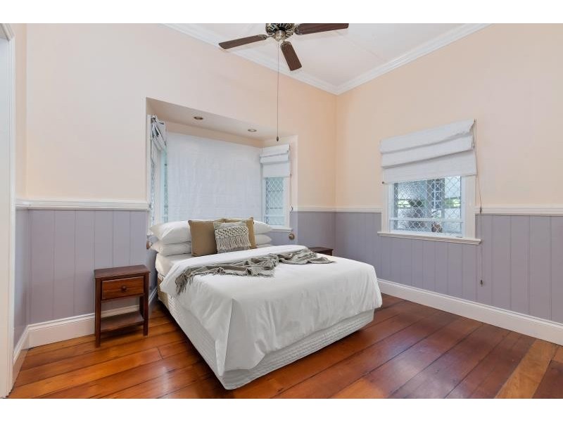 24 Lorimer Terrace, Kelvin Grove QLD 4059