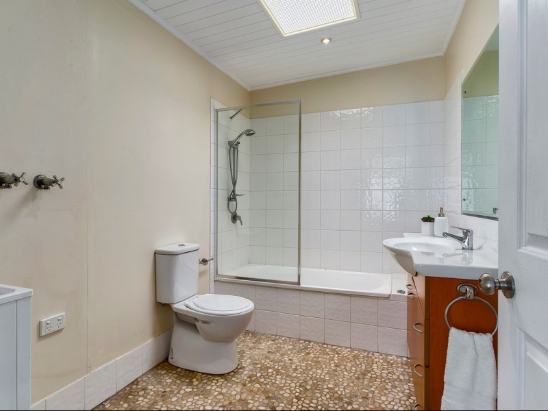 158 Arthur Terrace, Red Hill QLD 4059