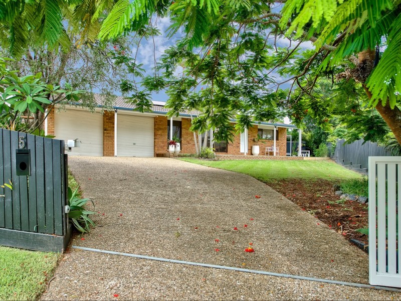 5 Carino Close, The Gap QLD 4061