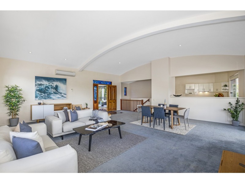 3 Satinwood Court, Bardon QLD 4065