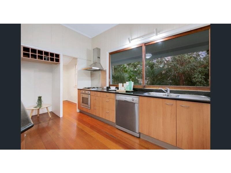 221 Coopers Camp Rd, Ashgrove QLD 4060