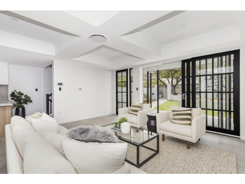 1/44 Beth Eden Terrace, Ashgrove QLD 4060