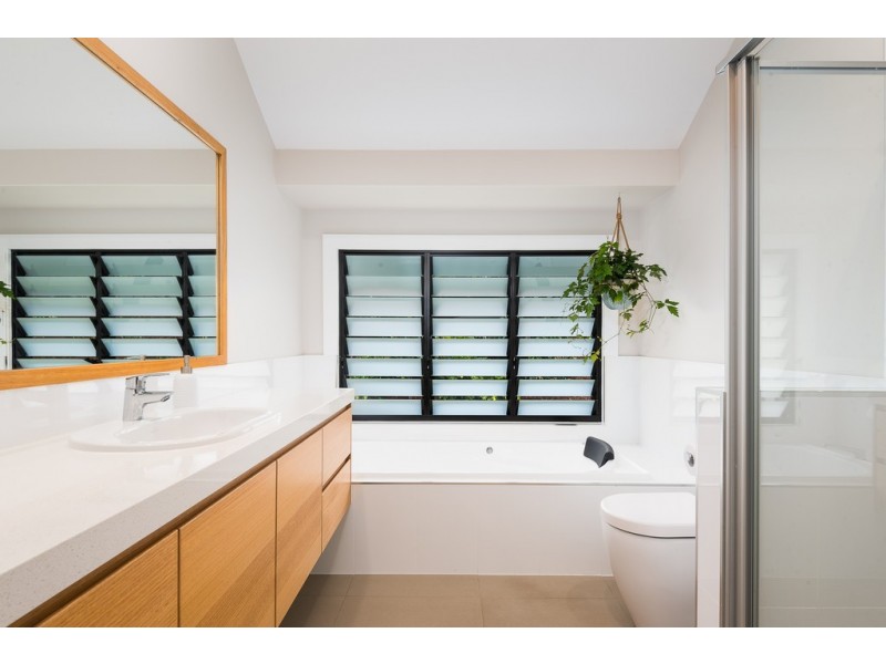 27 Walter Street, Toowong QLD 4066
