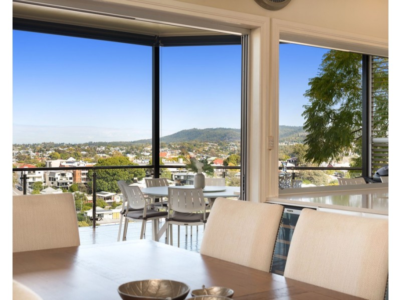 64 Upper Cairns Terrace, Paddington QLD 4064