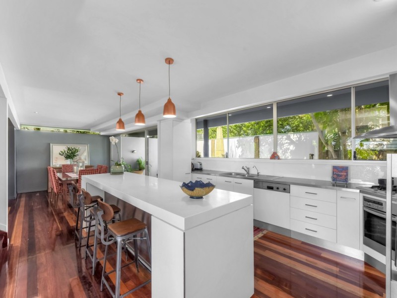 35A Dudley Street, Bardon QLD 4065