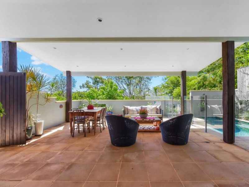 35A Dudley Street, Bardon QLD 4065