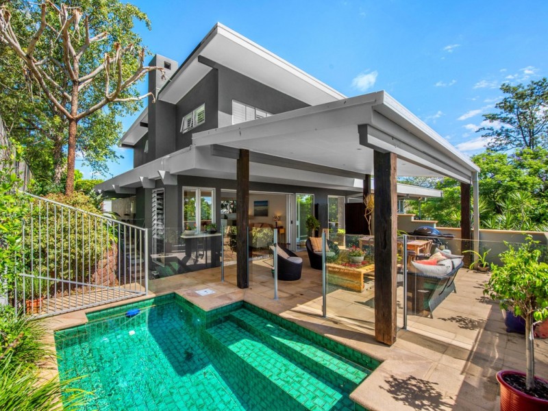 35A Dudley Street, Bardon QLD 4065