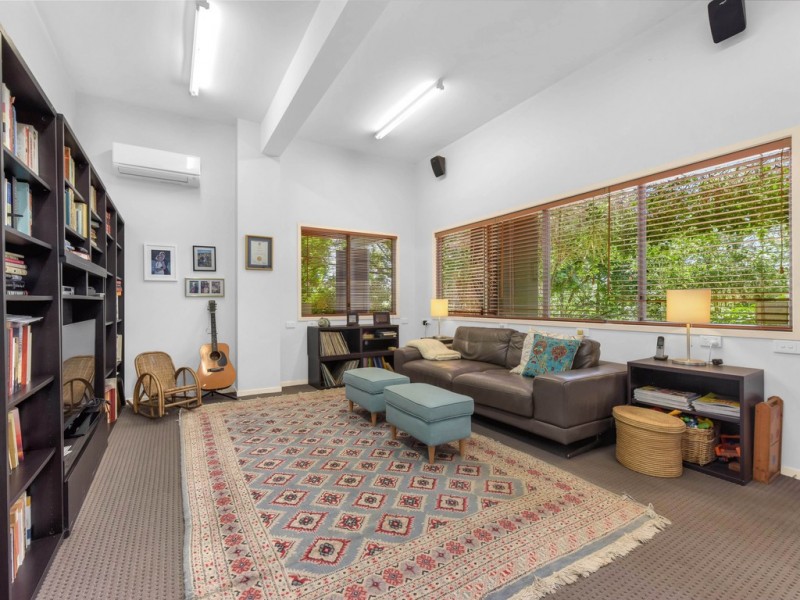 35A Dudley Street, Bardon QLD 4065