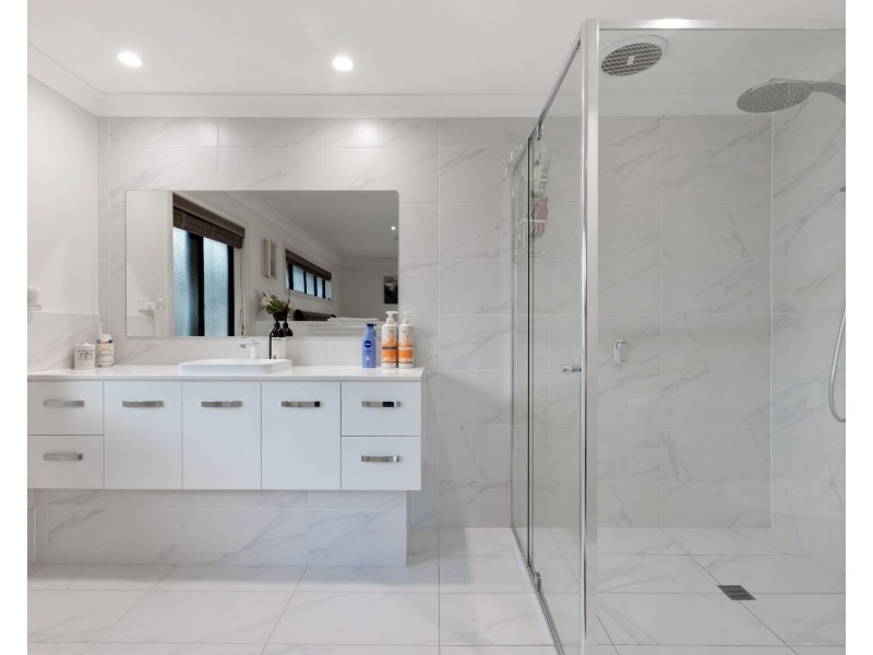 1 Elliott Street, Clayfield QLD 4011