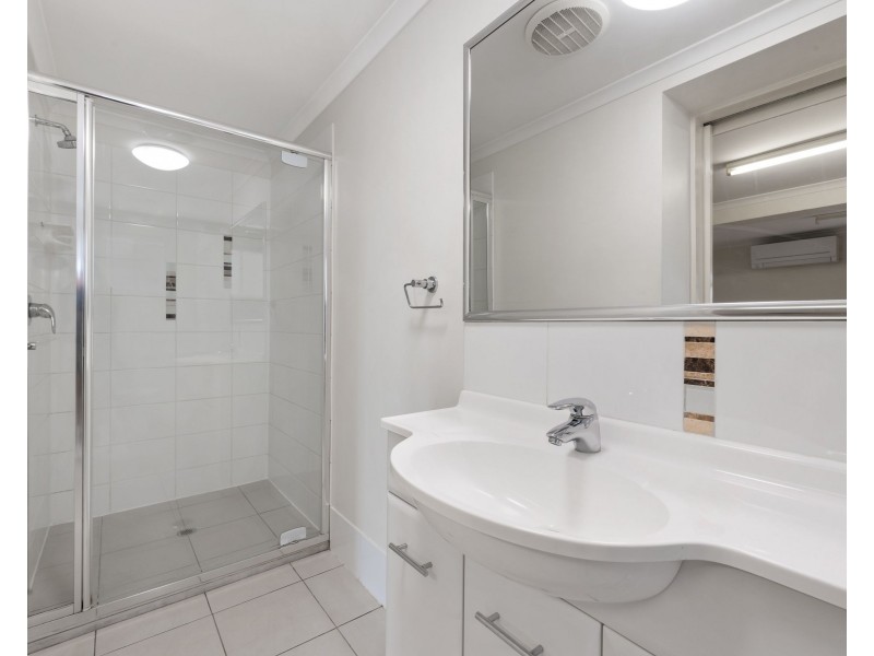 17 Avon Street, Petrie Terrace QLD 4000